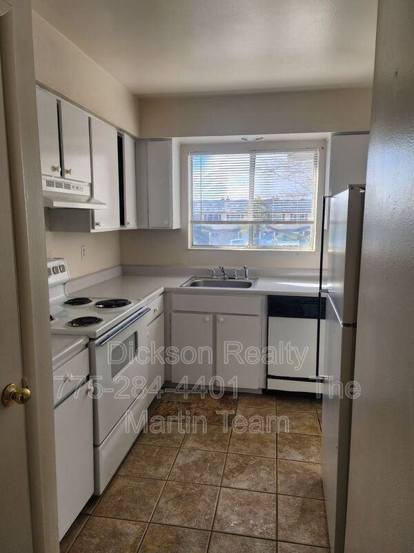 3293 Gypsum Rd - Photo 3 of 6
