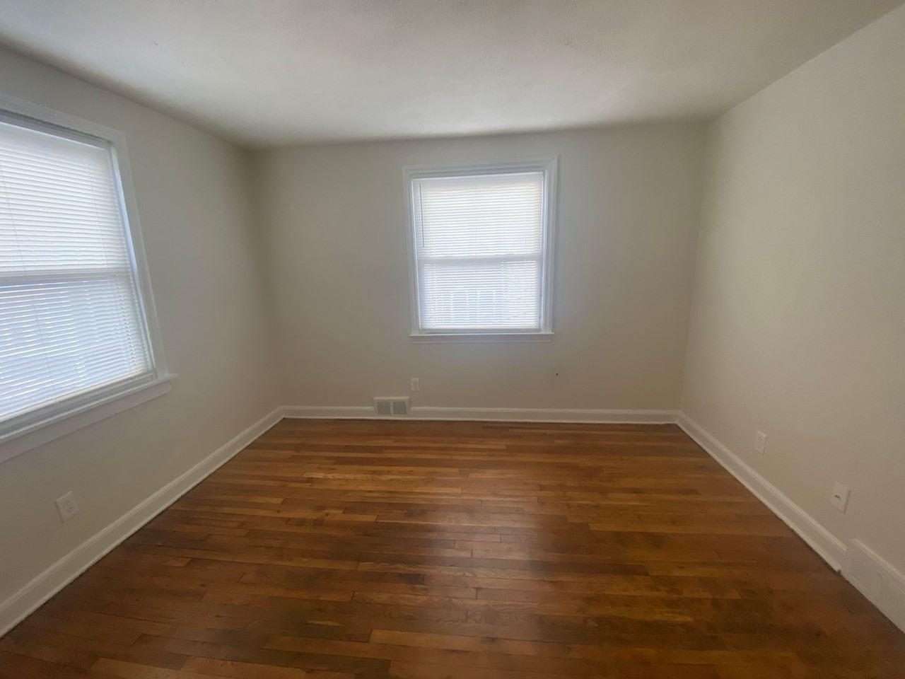 Beechwood Court - Photo 7 of 20