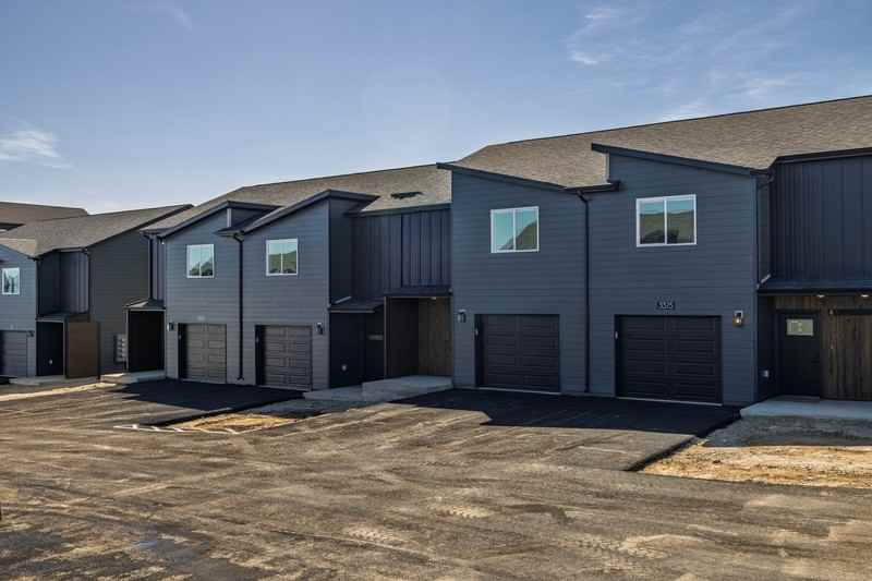 3383 Crosswind Court - Photo 2 of 28