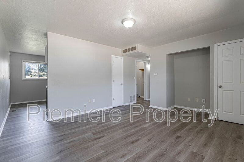 18874 E Wigwam Dr - Photo 3 of 7