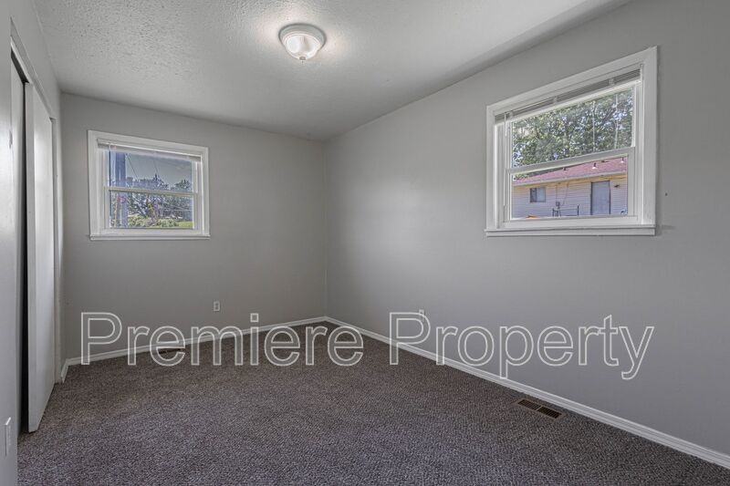 18874 E Wigwam Dr - Photo 5 of 7