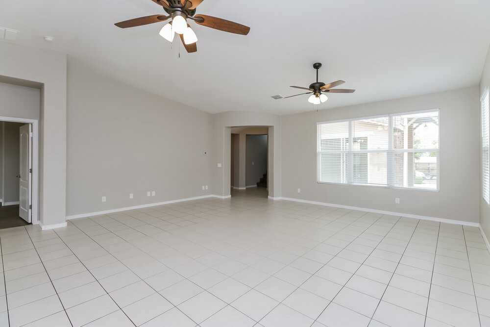 22339 E Cherrywood Dr - Photo 4 of 17