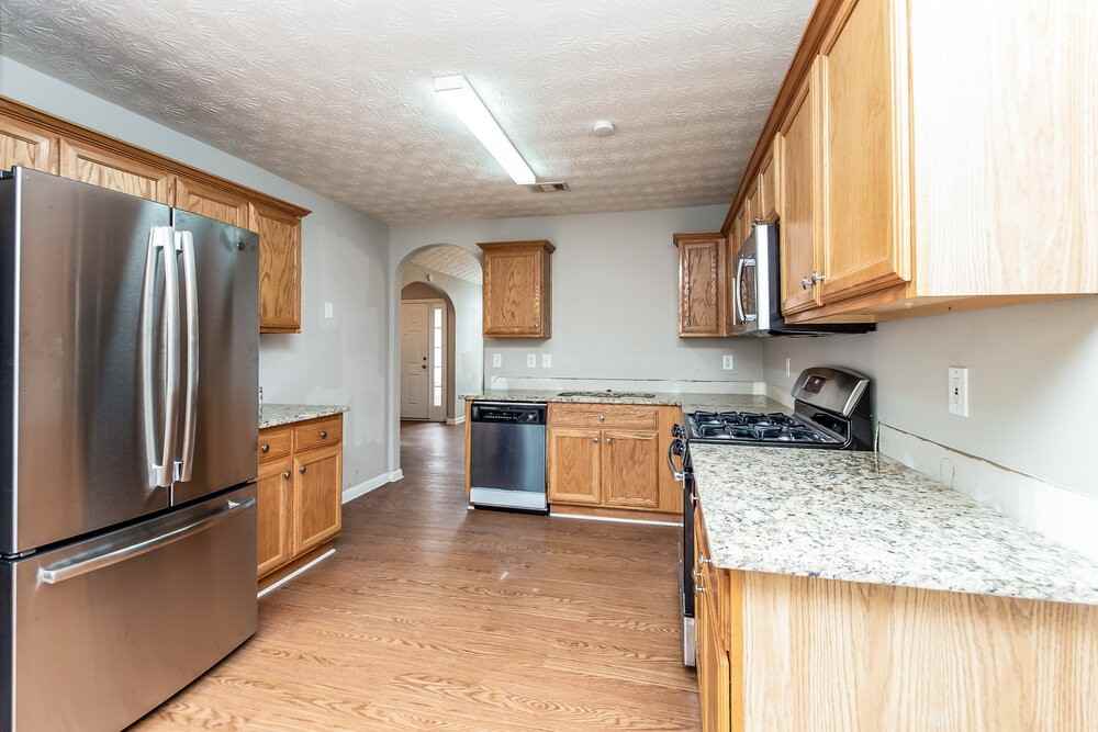 1785 Neighborhood Walk - Photo 6 of 16