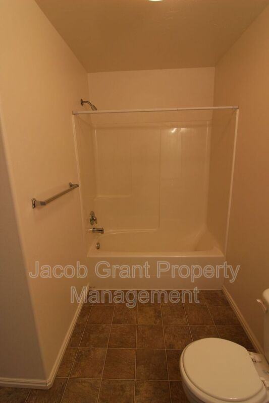 2541 Pumice Dr #4 - Photo 6 of 8