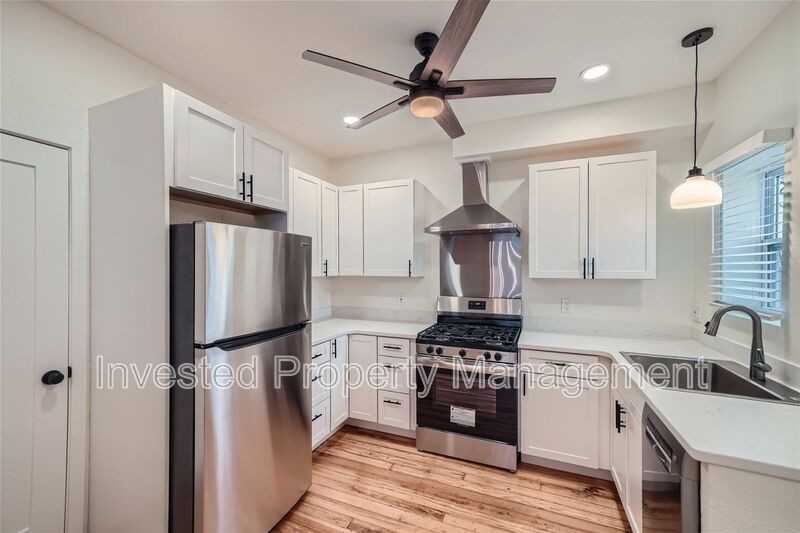 3007 Hooker St - Photo 6 of 11