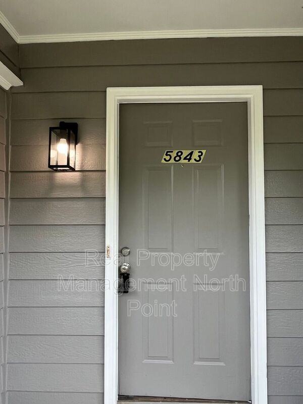 5843 Summerglen Ln - Photo 2 of 26