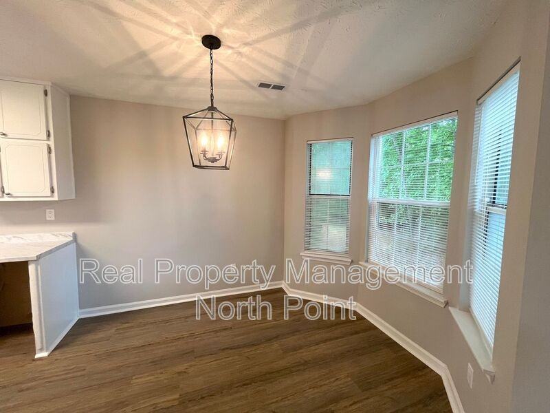 5843 Summerglen Ln - Photo 6 of 26