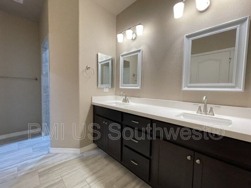 2265 E Robby Loop - Photo 6 of 20