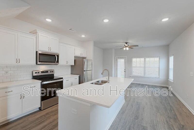 2049 Lotus Dr - Photo 4 of 11