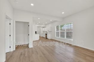 542 E 23rd St - Photo 1 of 1