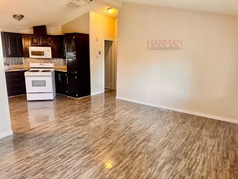 863 Artesian Rd - Photo 6 of 25