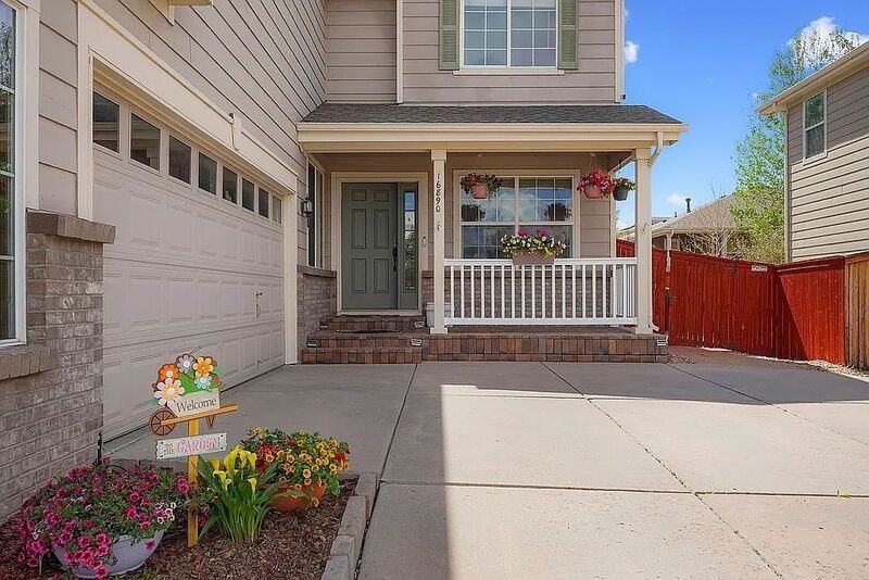 16890 Trail View Cir - Photo 3 of 36
