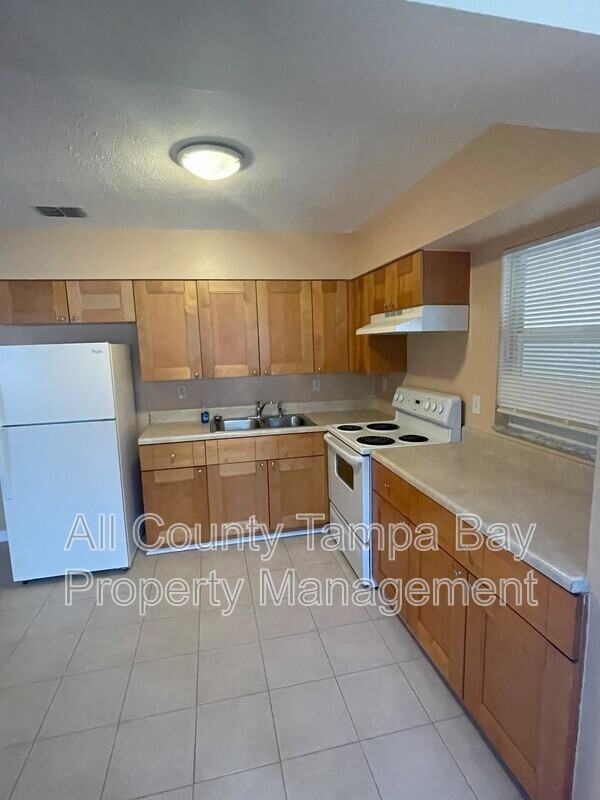 5410 4th St #B - Photo 6 of 12