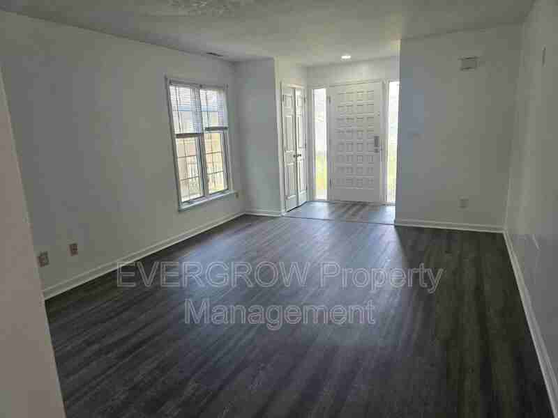 142 N 7th Ave - Photo 5 of 19