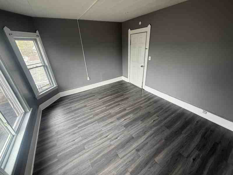 2153 W 96th St - Photo 2 of 16