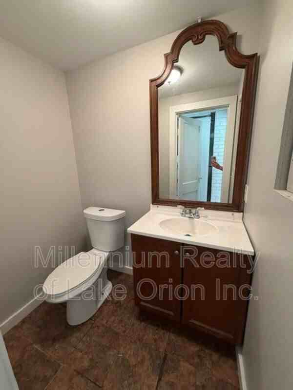 27 Sylvan - Photo 6 of 14