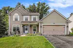 featured image of 684 Glenlivet St