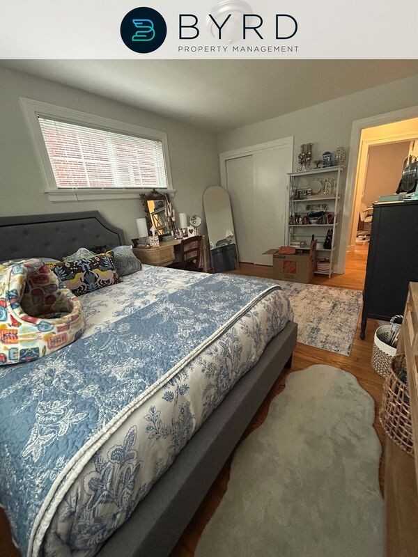 4004 Augusta Ave - Photo 6 of 17