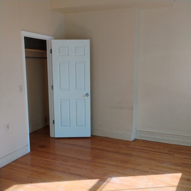 96 Grand St - Photo 5 of 10