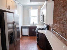Beautiful 3 bed, 1 bath luxury apartment South Side Flats - Photo 1 of 1