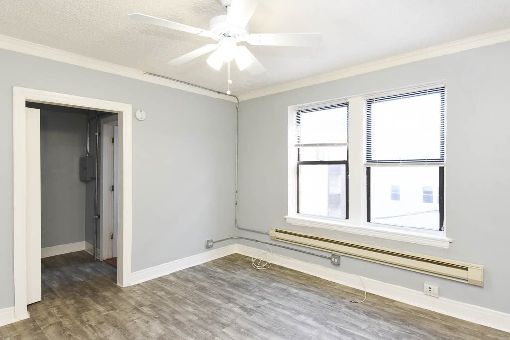 4735 N Beacon St #308 - Photo 5 of 18