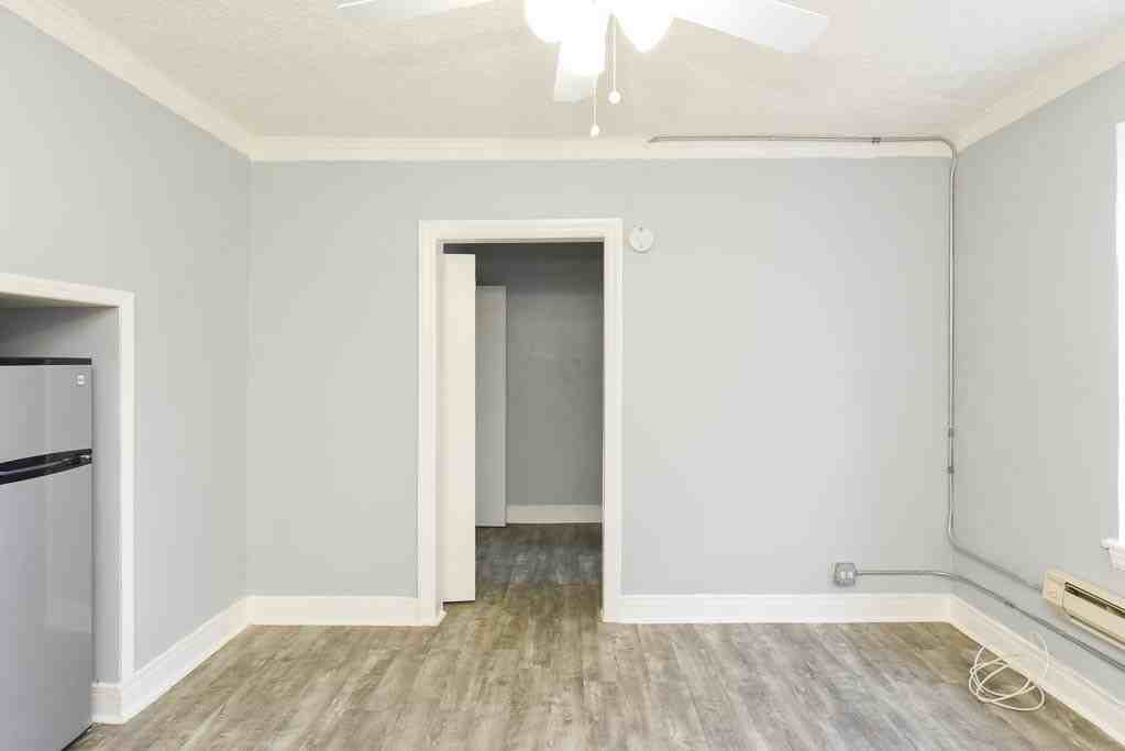 4735 N Beacon St #308 - Photo 6 of 18