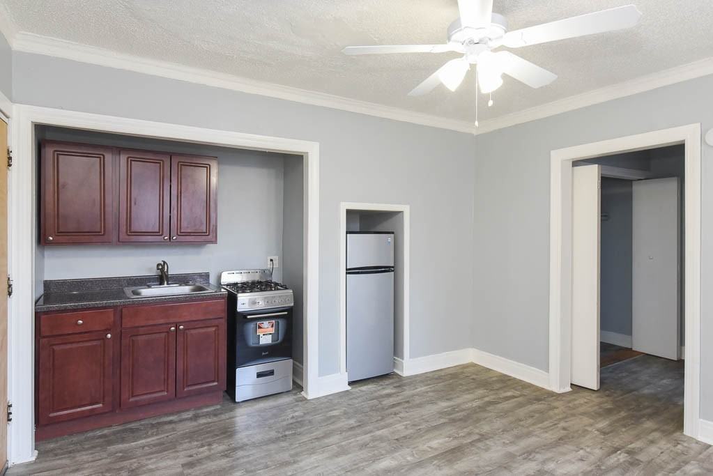 4735 N Beacon St #308 - Photo 7 of 18
