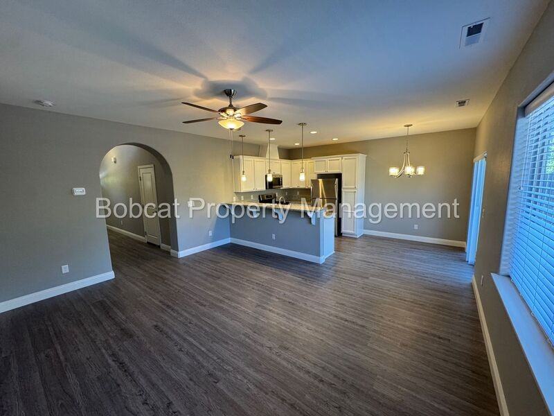 1288 Handelin Rd - Photo 6 of 29