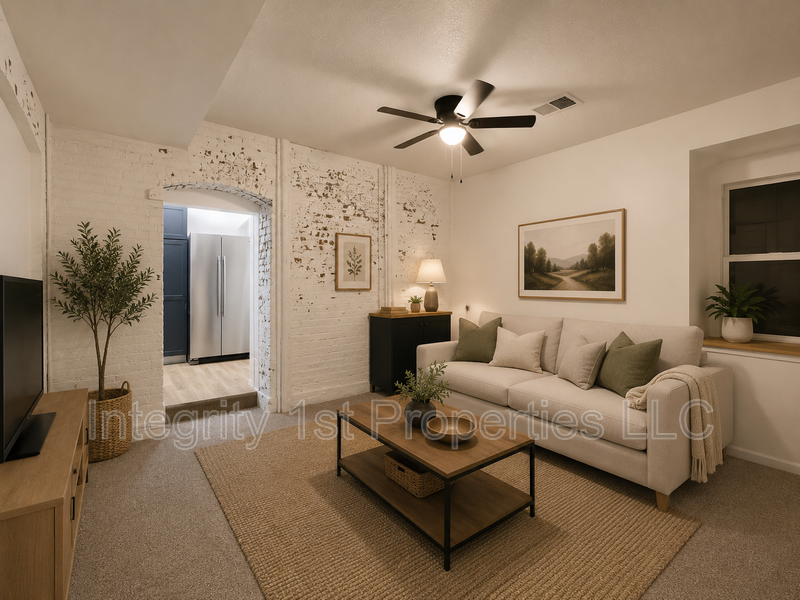 740 Washington Blvd #B - Photo 3 of 14
