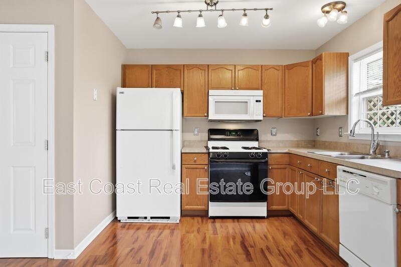 808 Marquette Dr - Photo 5 of 30
