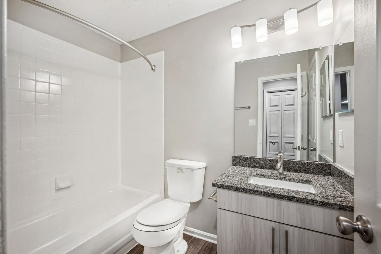 Hadley Germantown - Photo 6 of 26