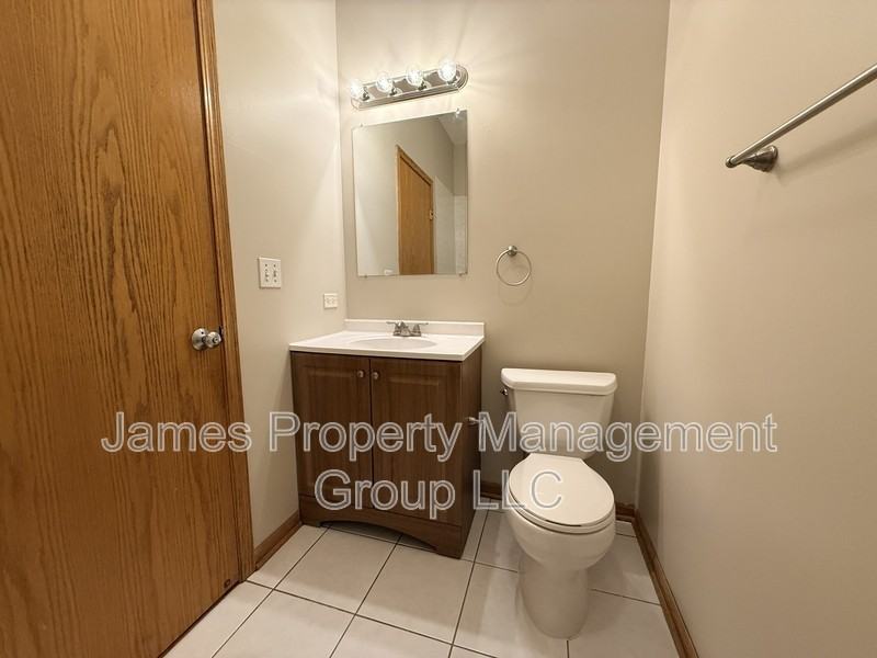 2731 W Congress Pkwy - Photo 5 of 10
