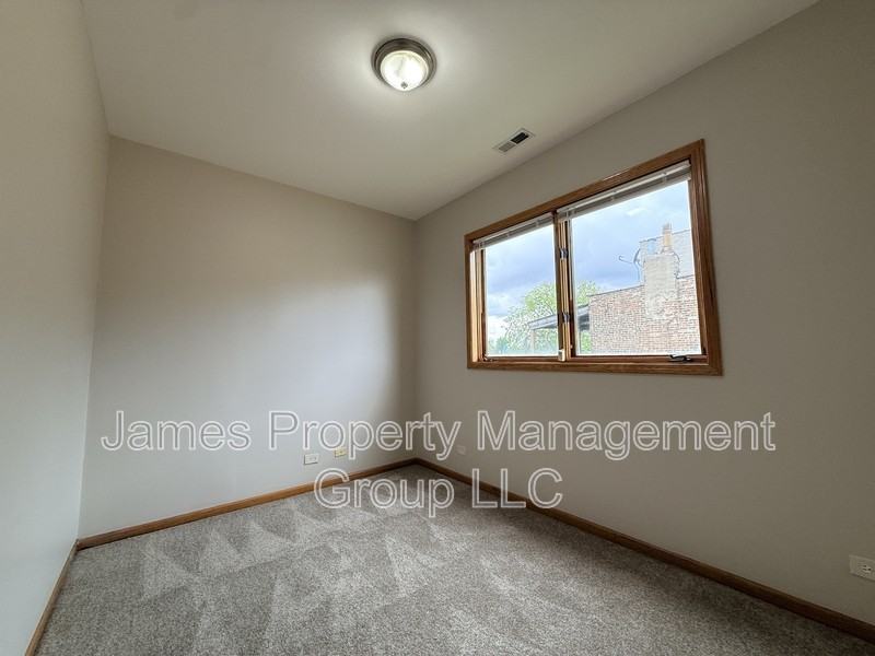 2731 W Congress Pkwy - Photo 6 of 10