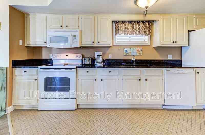 1 Lumina Ave S #303 - Photo 7 of 23