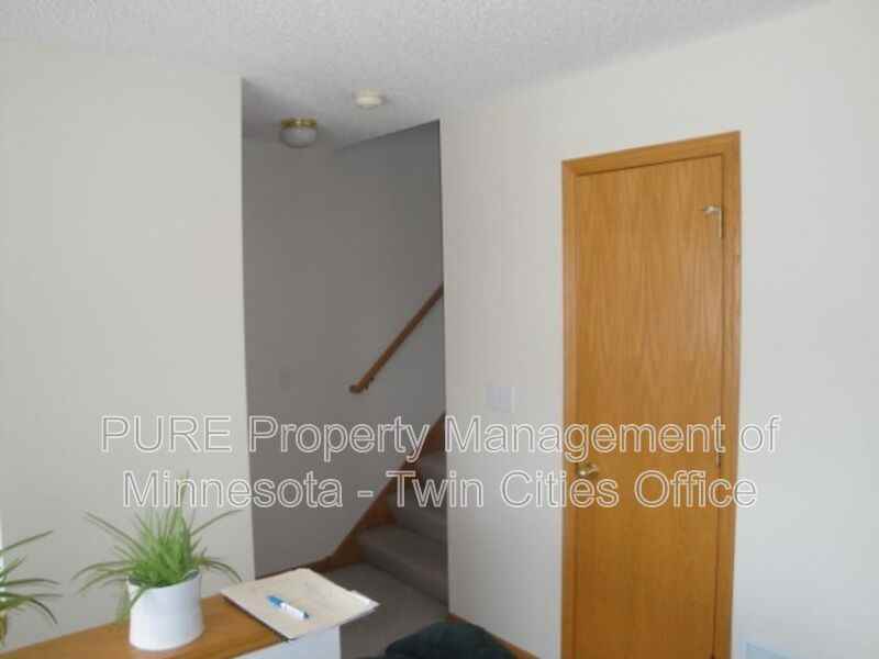 4985 Grenwich Ave N - Photo 7 of 11