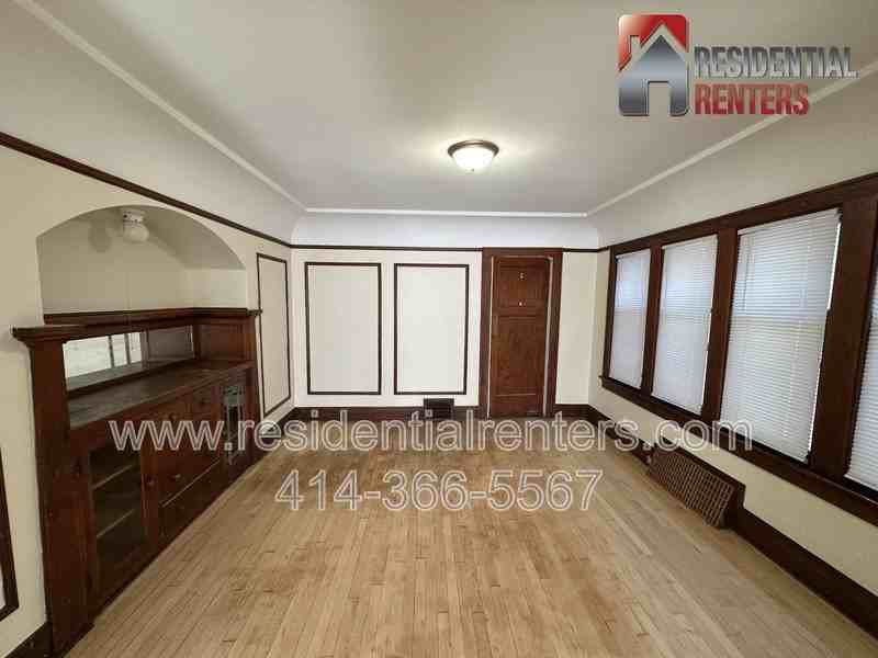 4048 N 7th St - Photo 2 of 6