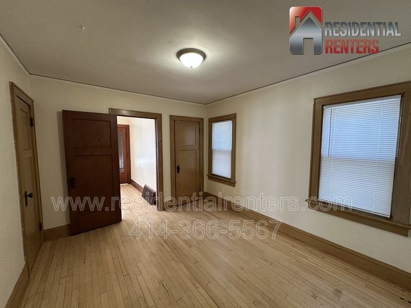 4048 N 7th St - Photo 3 of 6