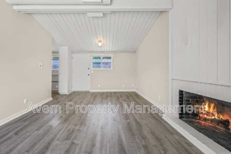 13688 Nw Mill Creek Dr - Photo 3 of 12