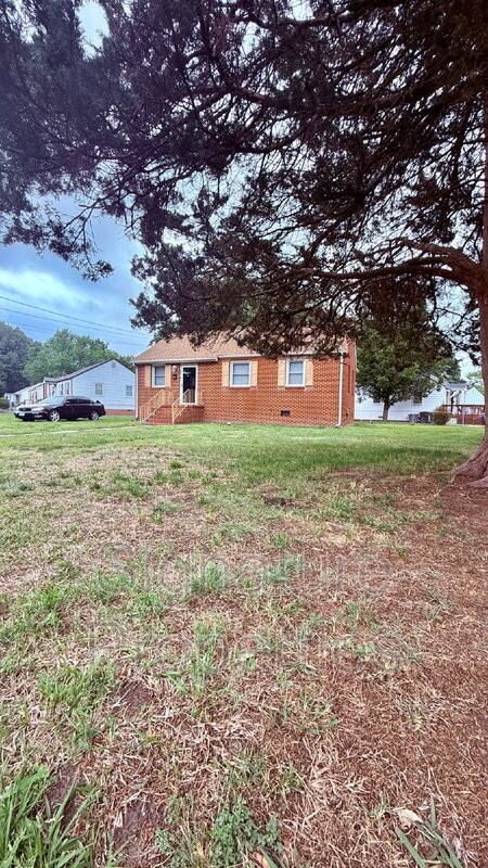 401 Craven St - Photo 2 of 15