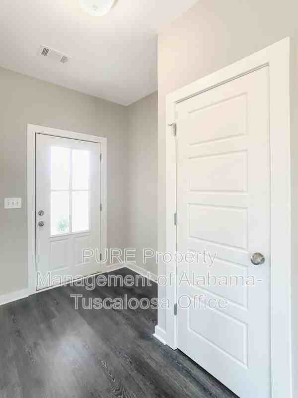 14421 Chase Dr - Photo 2 of 21