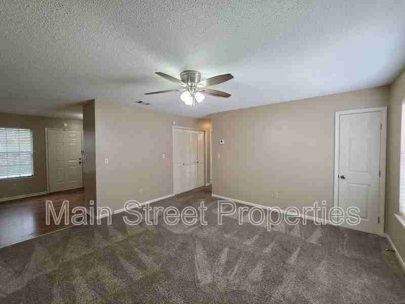 1011 North Martin Luther King Jr Drive #B - Photo 2 of 13