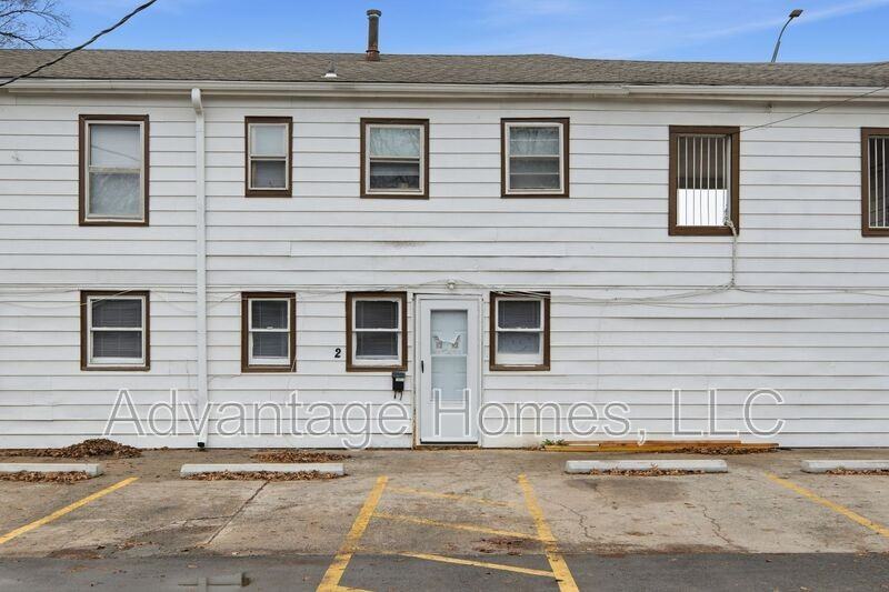 1015 N Scott Ave
