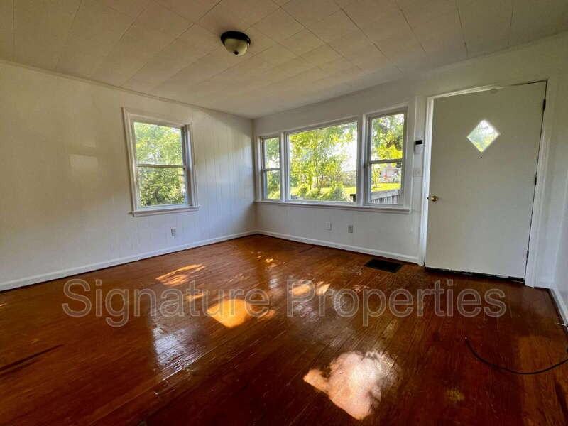 414 Bryant Rd - Photo 6 of 12