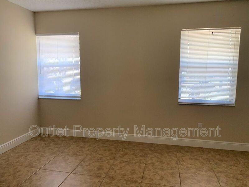 14122 Newcomb Ave - Photo 6 of 9