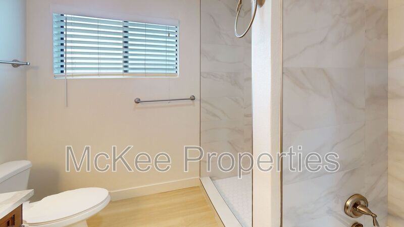 1210 9th St - Photo 6 of 20