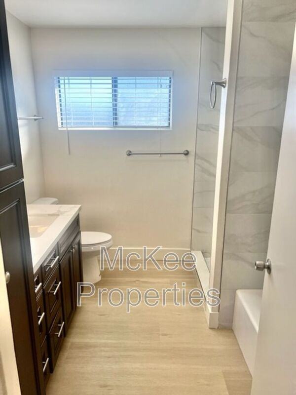 1210 9th St - Photo 7 of 20