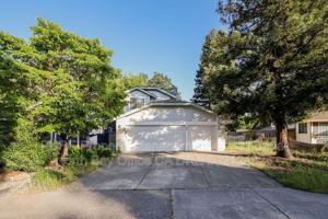 featured image of 34 Billington Ln