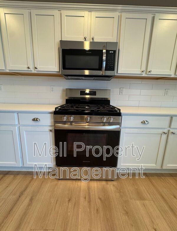 170 Ne Belfair Station Dr - Photo 5 of 29