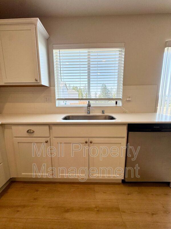 170 Ne Belfair Station Dr - Photo 6 of 29