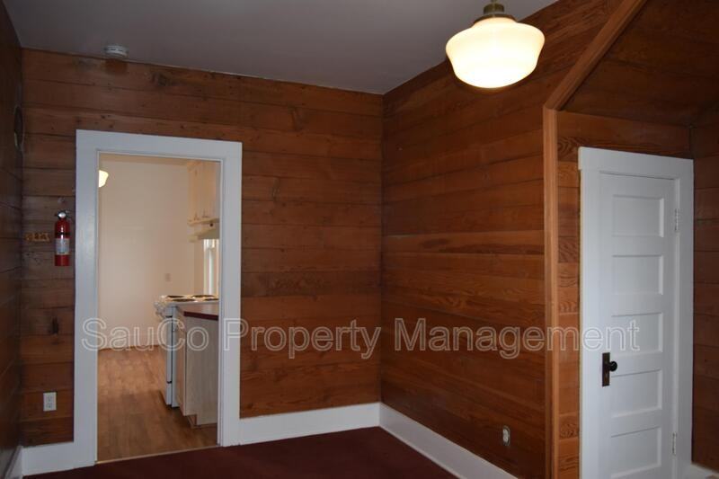 2114 A St - Photo 4 of 14